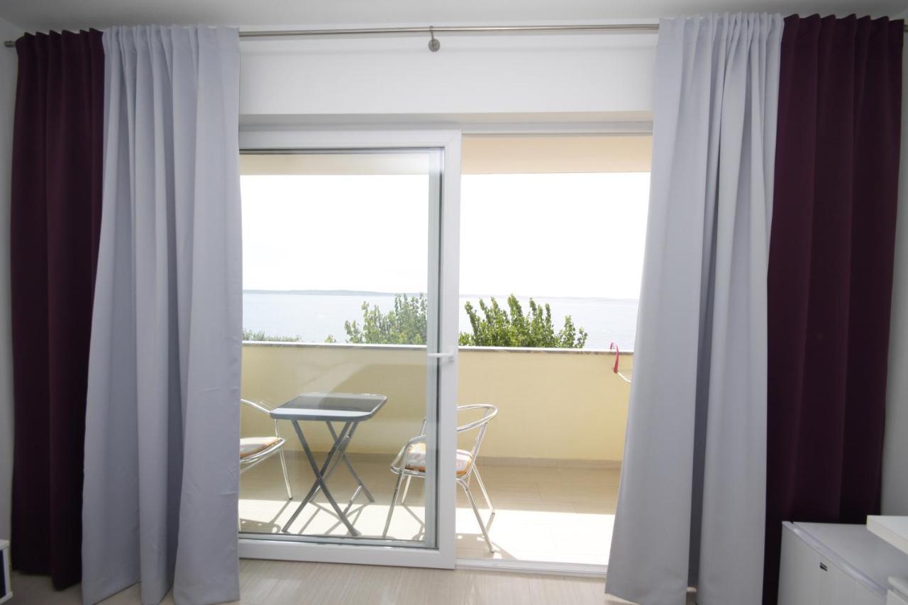 Pension Villa Rosa Rtina Exteriör bild